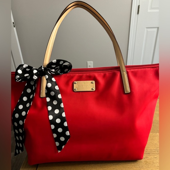 ☀️Kate Spade Nylon Tote with unbranded twilly - Picture 1 of 4